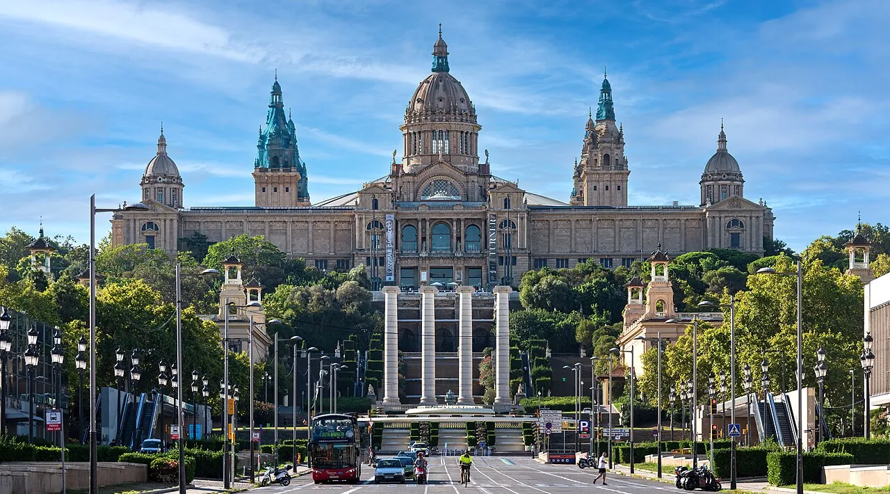 MNAC, el museo nacional en Montjuïc — Barcelona